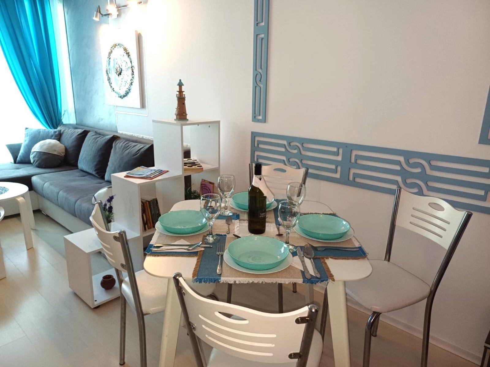 Апартамент Blue Summer - Уют, Близо До Морето Burgas Bagian luar foto